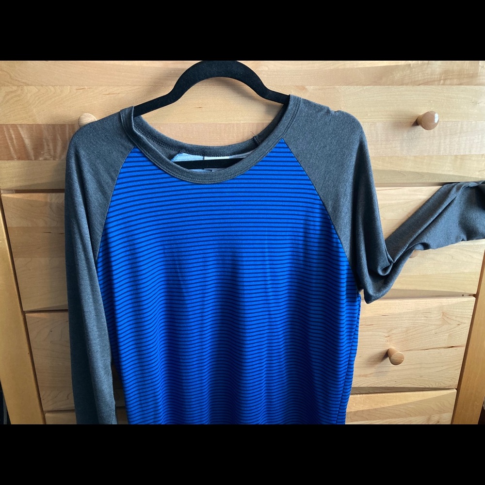 Lularoe randy shirt